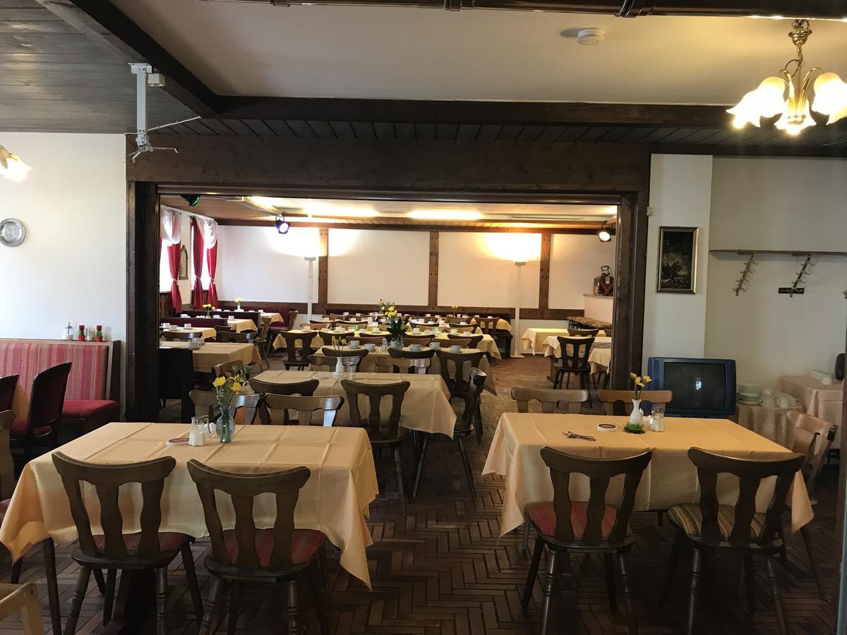 Landgasthof Doldewirt Bernbeuren エクステリア 写真